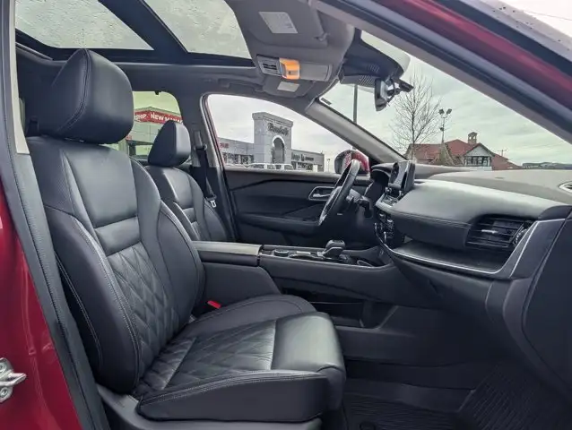 2023 Nissan Rogue Platinum - Photo 20