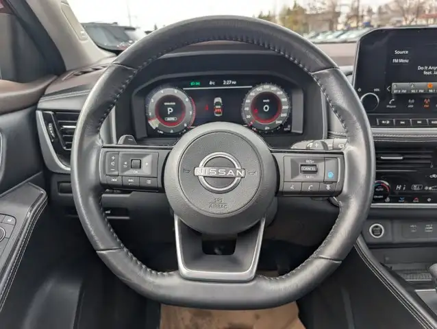 2023 Nissan Rogue Platinum - Photo 23