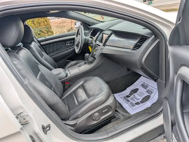 2014 Ford Taurus 4dr Sdn SEL AWD | Fully Loaded! | Heated seats! - Photo 14