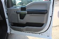 2019 Ford F-150 XLT Reg Cab 8ft Box Ladder Rack Matching Cap - Photo 13