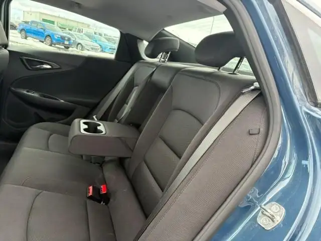 2024 Chevrolet Malibu 1LT WITH SUNROOF AND SPORT PACKAGE - Photo 7