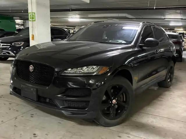 2018 Jaguar F-PACE 25t AWD Prestige
