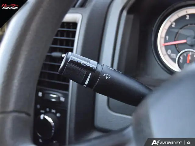 2019 Ram 1500 Classic ST 4x4 Quad Cab 6'4' Box | 5.7 HEMI | CERT - Photo 15