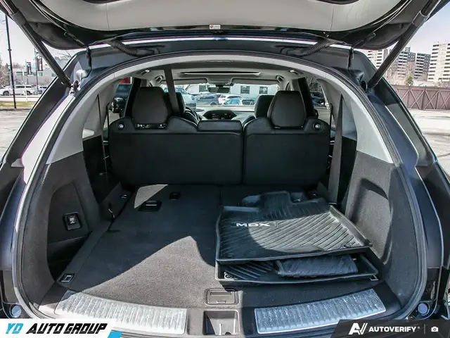 2018 Acura MDX SH-AWD - Photo 11