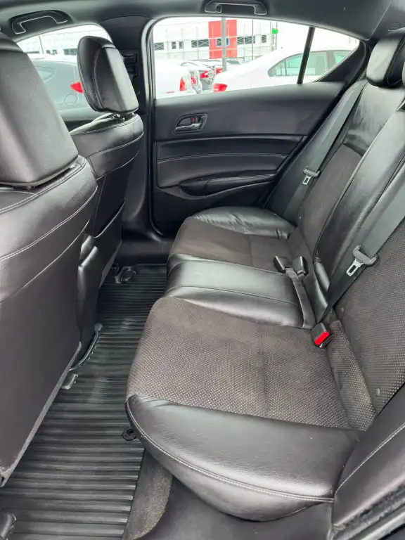 2016 Acura ILX Premium : Well Serviced - Photo 8