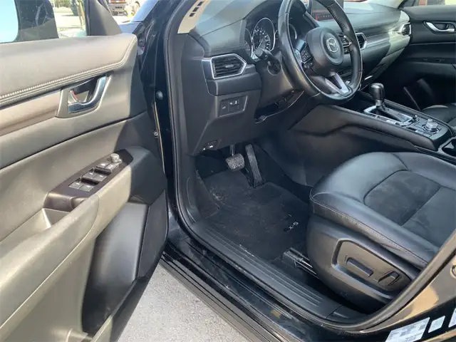 2021 Mazda CX-5 GS - Power Liftgate - Heated Seats - Photo 11