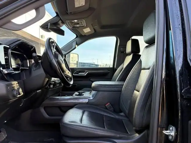 2024 Chevrolet Silverado 2500HD LTZ Midnight Edition 6.6L - Photo 6