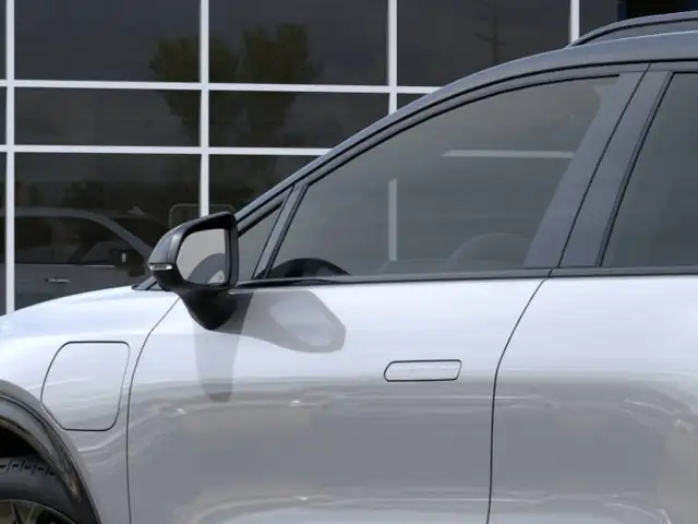 2026 Chevrolet Equinox EV RS - Photo 12