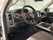 RAM 1500 Classic Express Quad Cab 4x4 caisse de 6 pi 4 po 2022 à - Photo 14