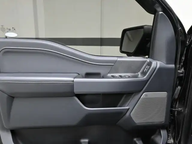 2025 Ford F-150 XLT No Accident Leather PanoRoof 360CAM B&O Remo - Photo 11