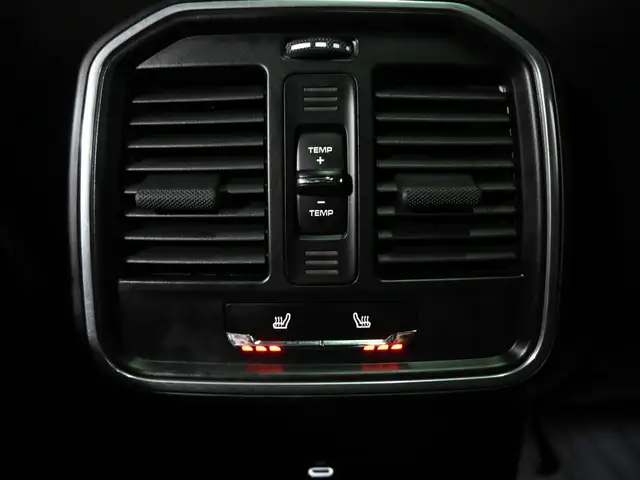 2021 Porsche Macan No Accident BOSE 360CAM Panoramic Roof Vented - Photo 23