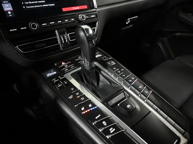 2021 Porsche Macan No Accident BOSE 360CAM Panoramic Roof Vented - Photo 24