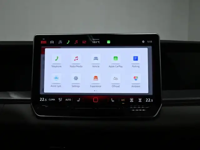 2025 Volkswagen Tiguan Comfortline R-Line R-Line Black Edition N - Photo 16