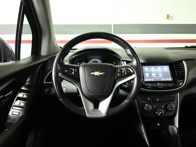 2018 Chevrolet Trax LT No Accident BOSE Leather Sunroof Blind Sp - Photo 13