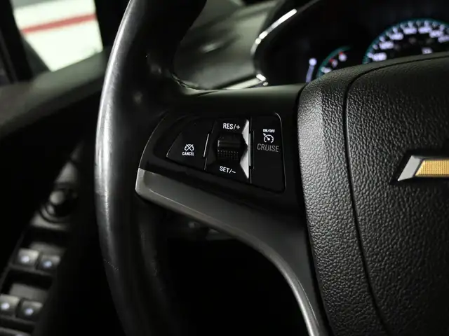 2018 Chevrolet Trax LT No Accident BOSE Leather Sunroof Blind Sp - Photo 15