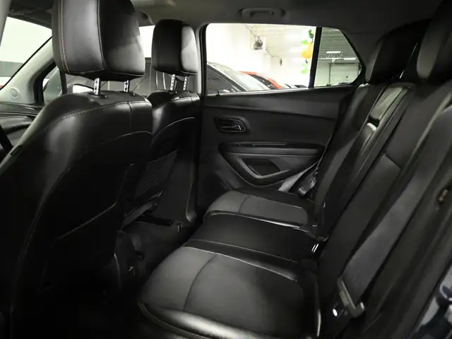 2018 Chevrolet Trax LT No Accident BOSE Leather Sunroof Blind Sp - Photo 24