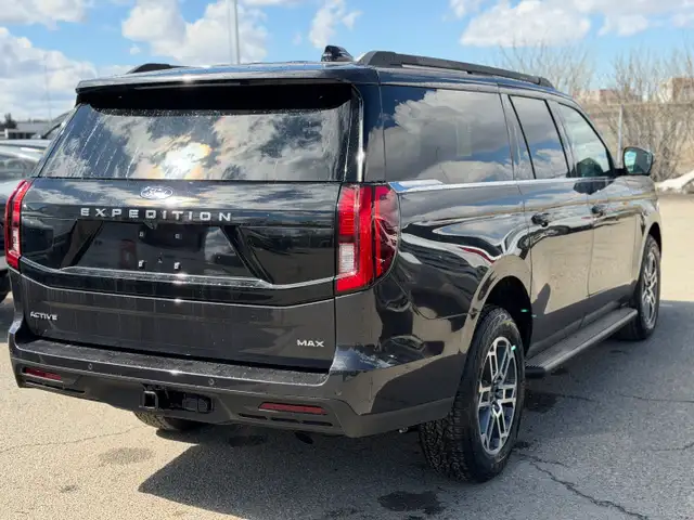 2026 Ford Expedition ACTIVE MAX | ENGINE BLOCK HEATER | KEYLESS - Photo 10