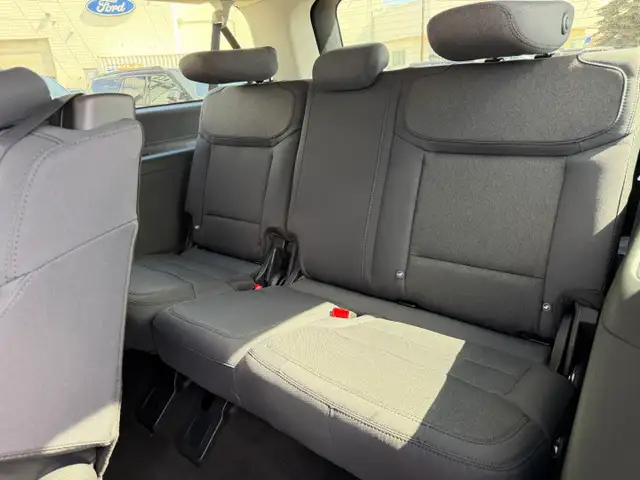 2026 Ford Expedition ACTIVE MAX | ENGINE BLOCK HEATER | KEYLESS - Photo 25