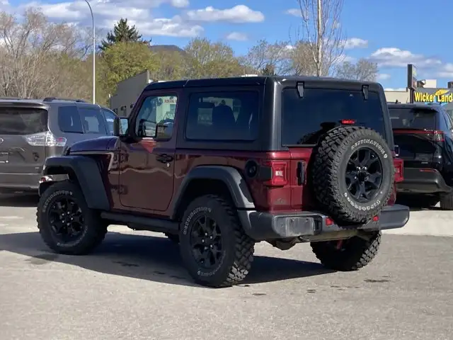2021 Jeep Wrangler Willys | ONE OWNER | MANUAL | BACKUP CAM - Photo 3