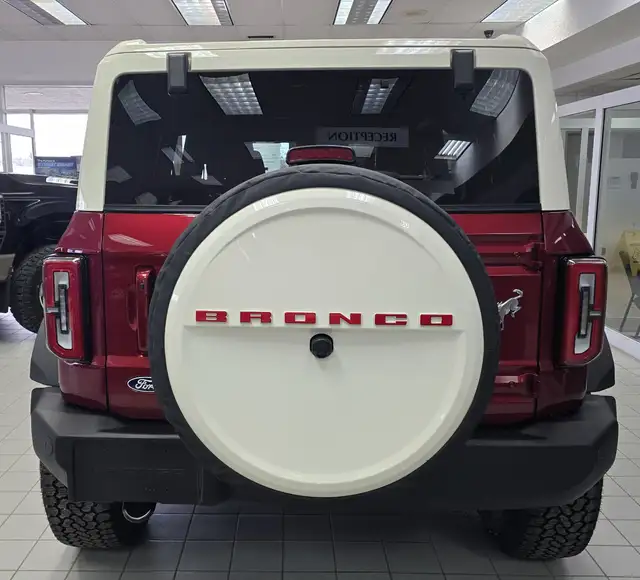 2026 Ford Bronco OUTERBANKS | 60TH ANNIVERSARY PACKAGE - Photo 8