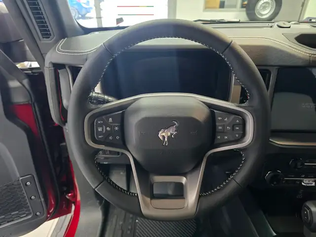 2026 Ford Bronco OUTERBANKS | 60TH ANNIVERSARY PACKAGE - Photo 13