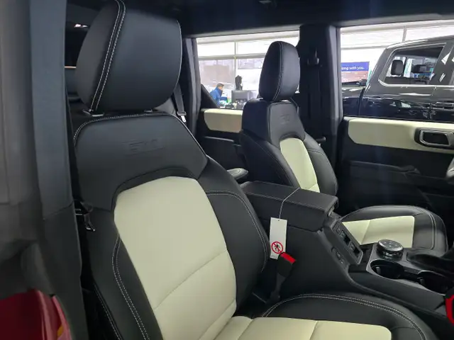 2026 Ford Bronco OUTERBANKS | 60TH ANNIVERSARY PACKAGE - Photo 22