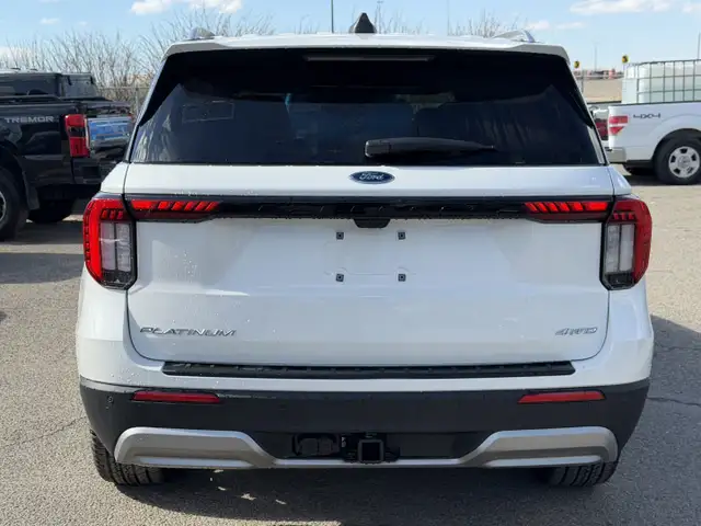 2026 Ford Explorer PLATINUM | LUX LEATHER PACKAGE | - Photo 8