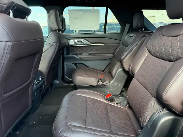 2026 Ford Explorer PLATINUM | LUX LEATHER PACKAGE | - Photo 25