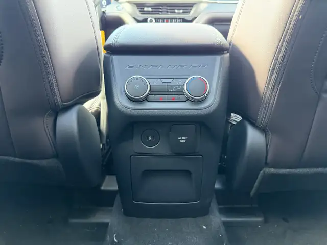 2026 Ford Explorer PLATINUM | LUX LEATHER PACKAGE | - Photo 28