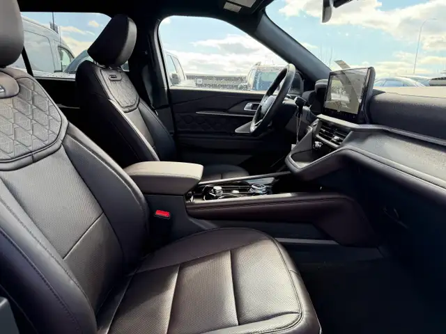 2026 Ford Explorer PLATINUM | LUX LEATHER PACKAGE | - Photo 32