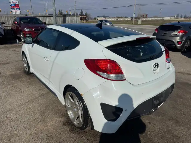 2014 Hyundai Veloster TURBO, MANUAL, WHEELS, DRIVES GREAT, AS IS - Photo 3