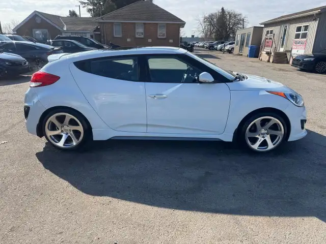 2014 Hyundai Veloster TURBO, MANUAL, WHEELS, DRIVES GREAT, AS IS - Photo 6