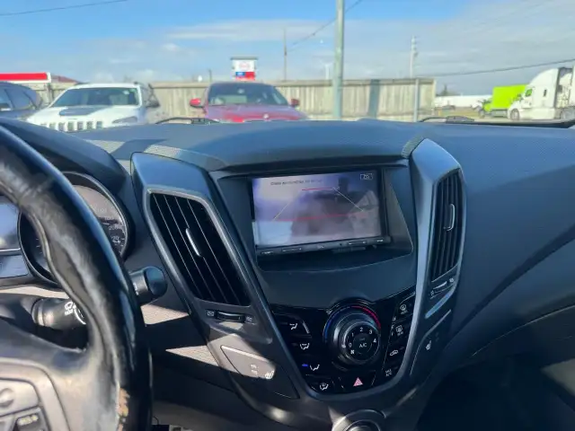 2014 Hyundai Veloster TURBO, MANUAL, WHEELS, DRIVES GREAT, AS IS - Photo 14