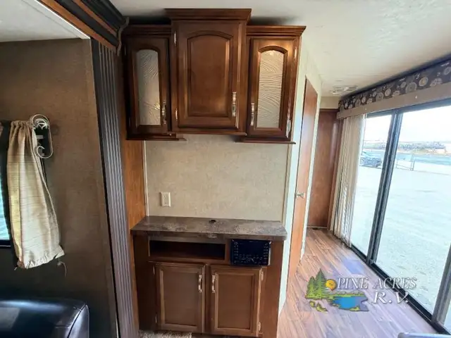 2016 Forest River RV Wildwood DLX 402QBQ - Photo 21