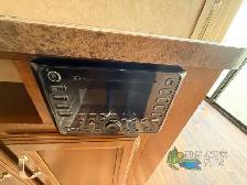 2016 Forest River RV Wildwood DLX 402QBQ - Photo 22