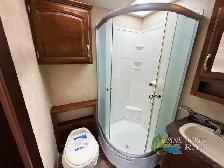 2016 Forest River RV Wildwood DLX 402QBQ - Photo 26