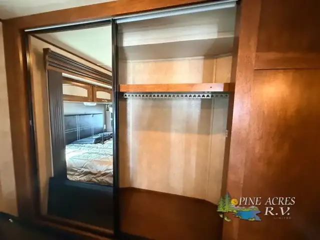 2016 Forest River RV Wildwood DLX 402QBQ - Photo 32