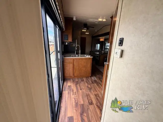 2016 Forest River RV Wildwood DLX 402QBQ - Photo 34