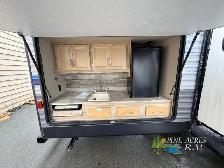 2020 Coachmen RV Catalina Legacy 333BHTSCK - Photo 3