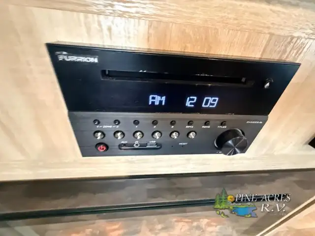 2020 Coachmen RV Catalina Legacy 333BHTSCK - Photo 22