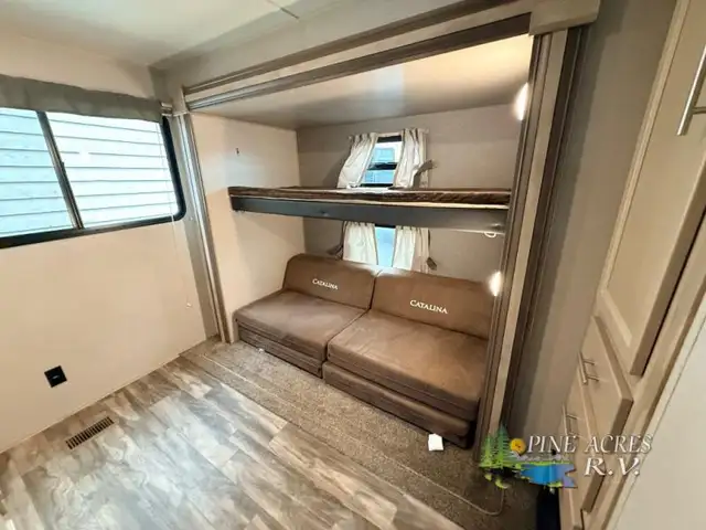 2020 Coachmen RV Catalina Legacy 333BHTSCK - Photo 24