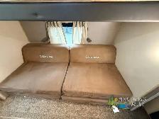 2020 Coachmen RV Catalina Legacy 333BHTSCK - Photo 26