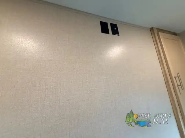 2020 Coachmen RV Catalina Legacy 333BHTSCK - Photo 36