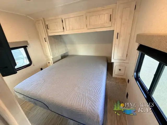 2023 EAST TO WEST Silver Lake 27K2D - Photo 4