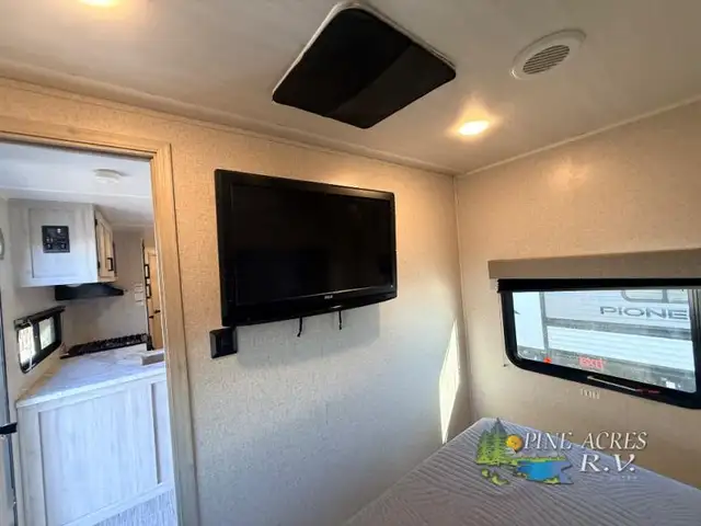 2023 EAST TO WEST Silver Lake 27K2D - Photo 6