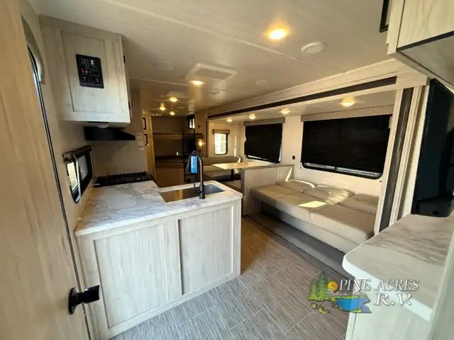 2023 EAST TO WEST Silver Lake 27K2D - Photo 7