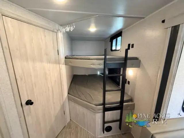 2023 EAST TO WEST Silver Lake 27K2D - Photo 13