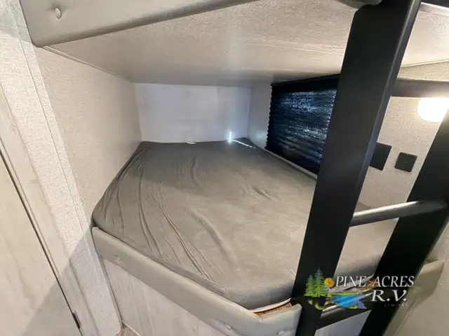 2023 EAST TO WEST Silver Lake 27K2D - Photo 15