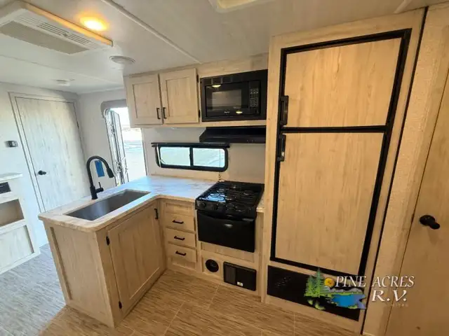 2023 EAST TO WEST Silver Lake 27K2D - Photo 16