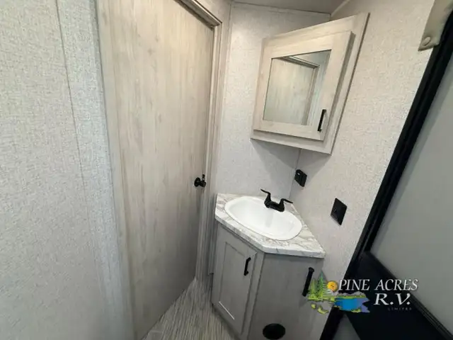 2023 EAST TO WEST Silver Lake 27K2D - Photo 25